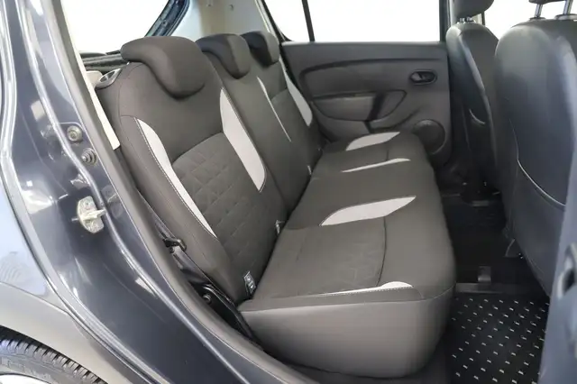 Dacia Sandero view 12
