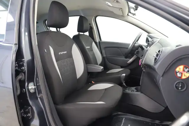 Dacia Sandero view 10