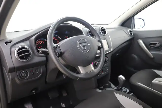 Dacia Sandero view 13