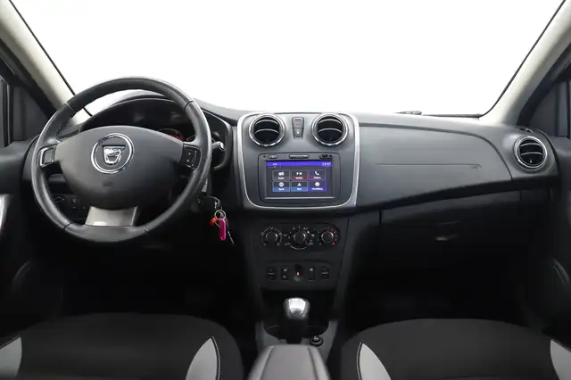 Dacia Sandero view 14