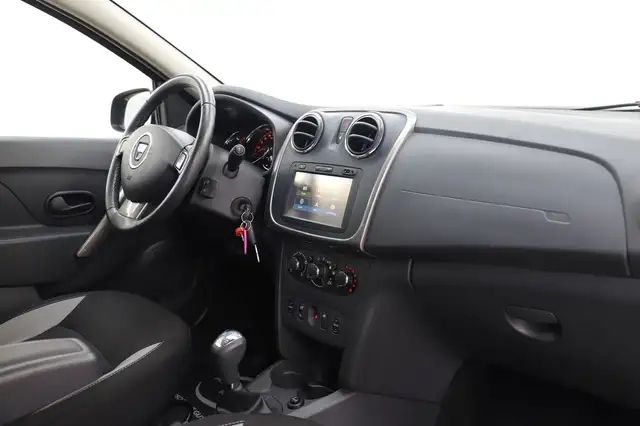 Dacia Sandero view 15