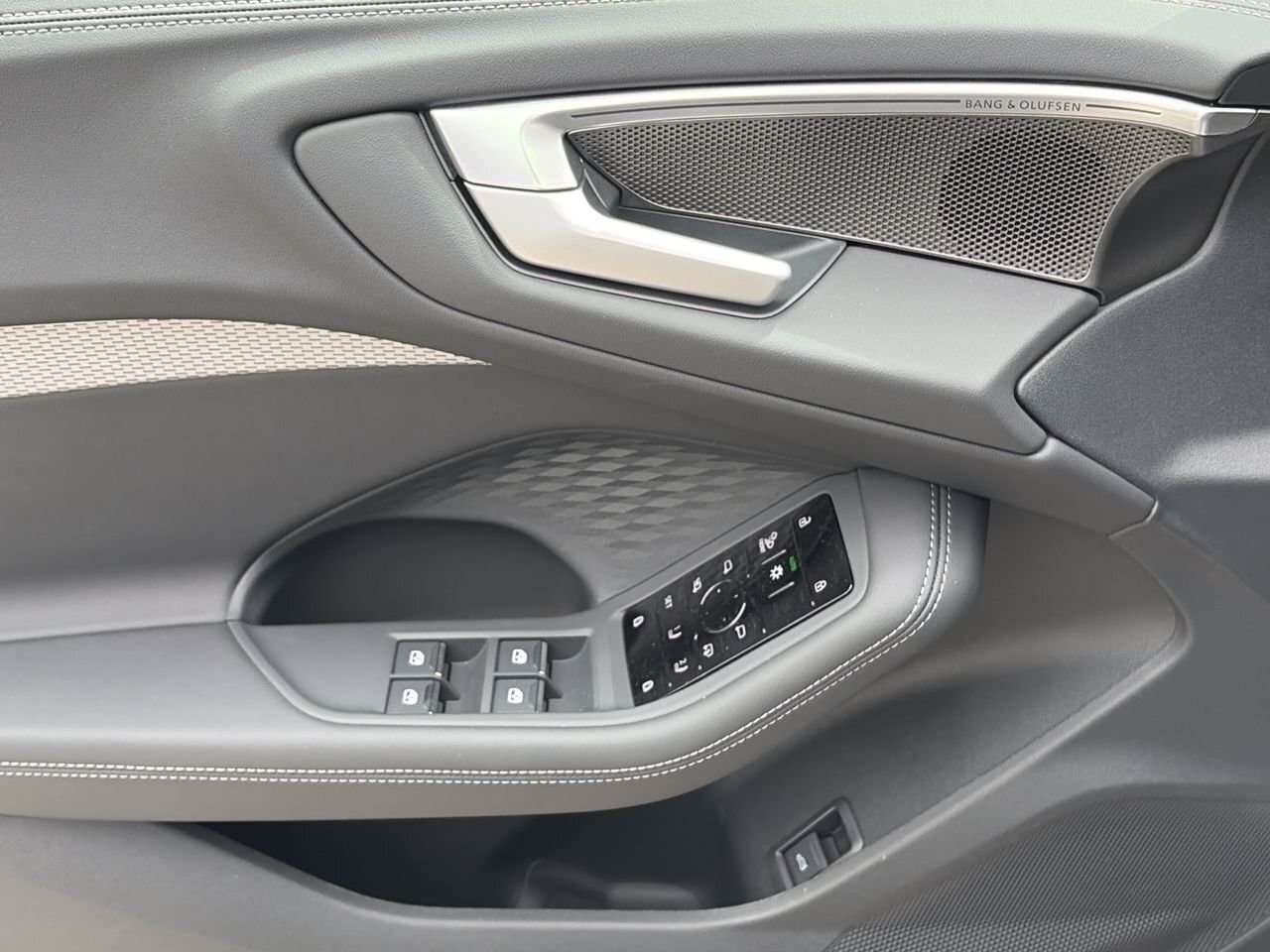 2026 Audi A5 TFSI Technik SLEEK DESIGN, DYNAMIC PERFORMANCE, AN thumb 21