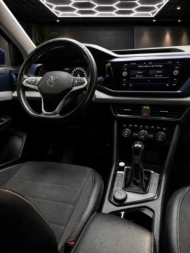 Volkswagen Taos снимка Volkswagen Taos