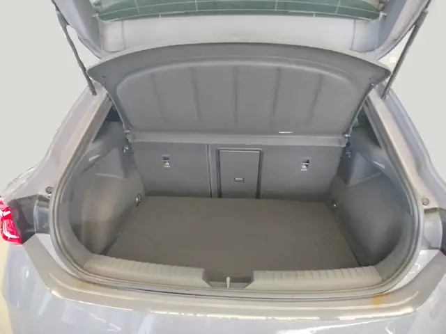 Seat Leon view 5