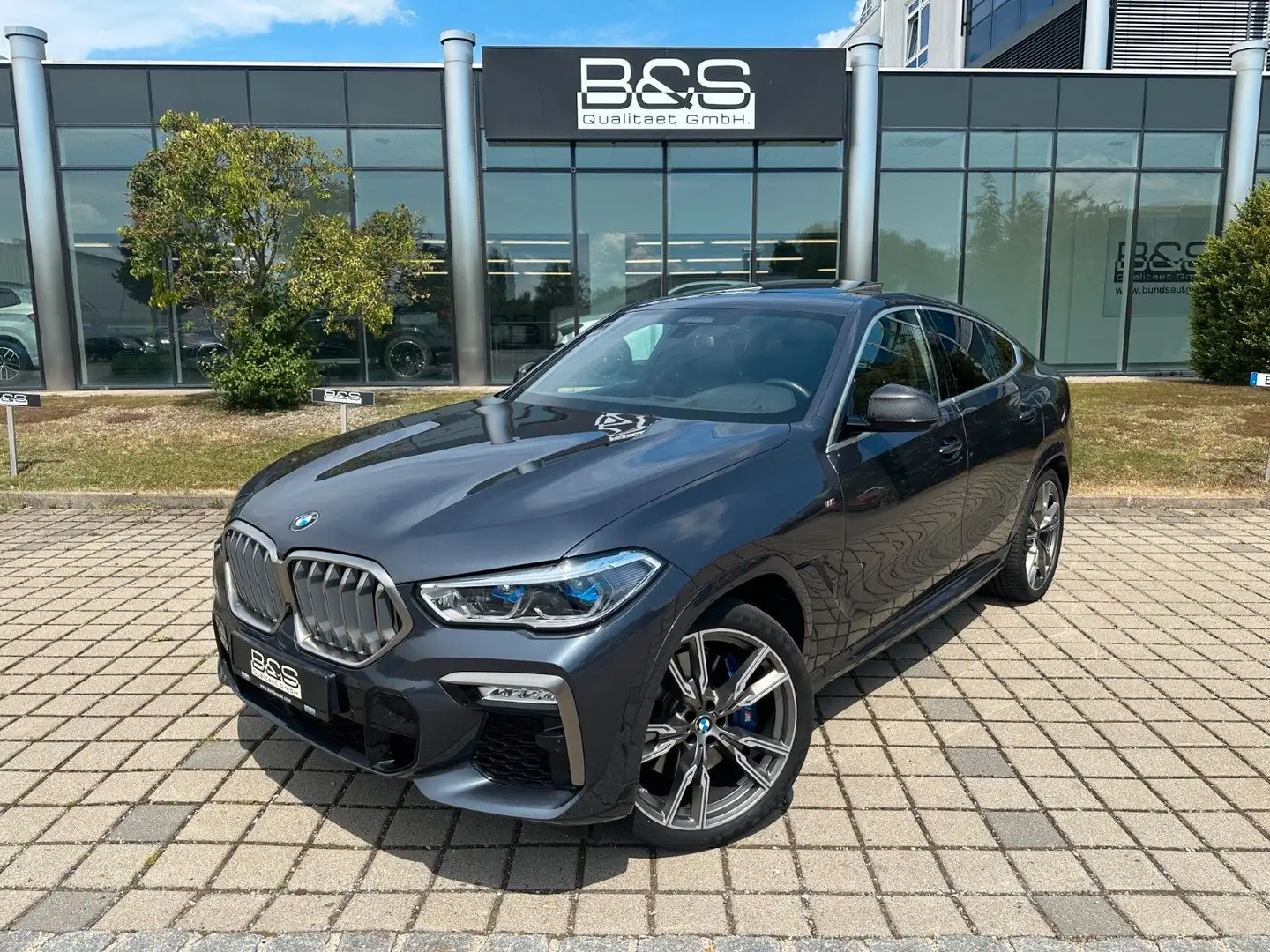 BMW X6 M ACC,HUD,SKYL,LASER,B&W,AHK,22",SOFTCL Grau - 2