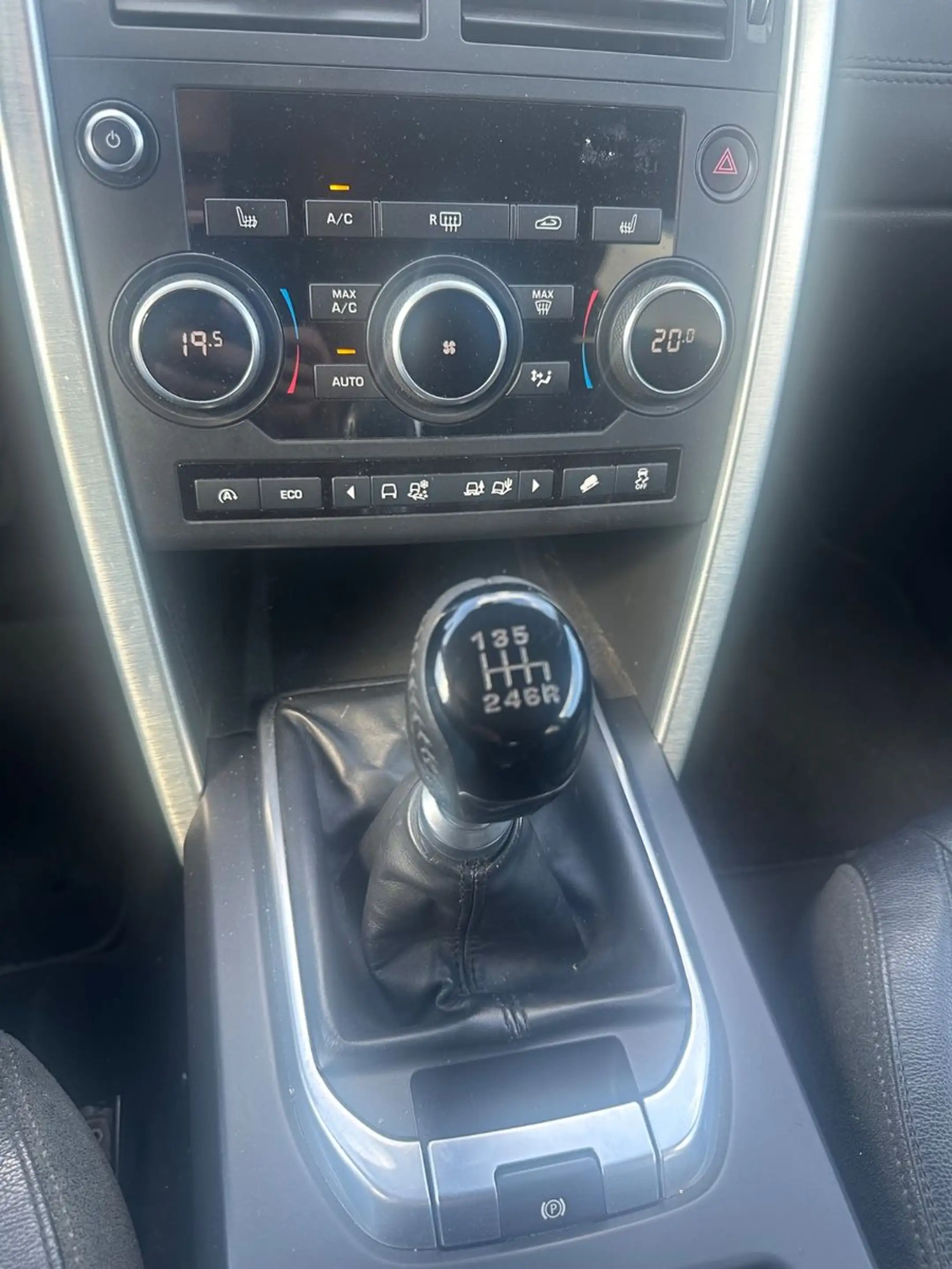 Land Rover Discovery Sport SE AWD Navi Xenon Teilleder — photo 13