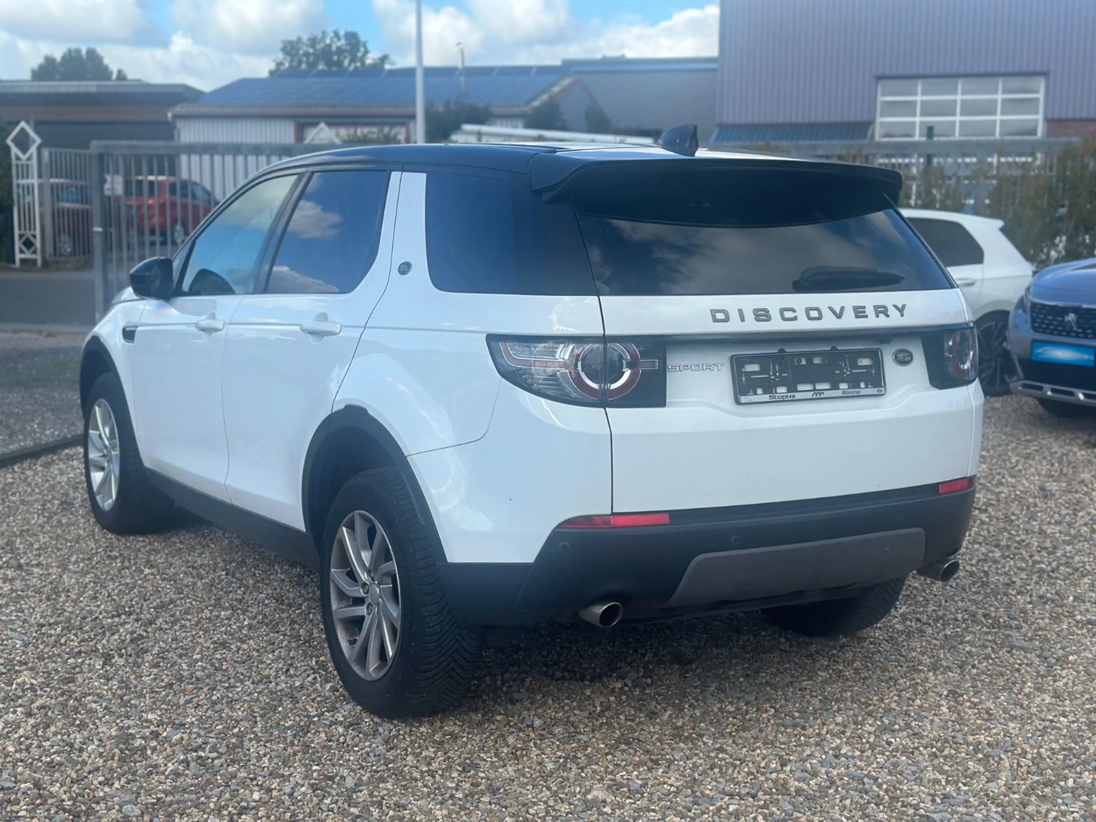 Land Rover Discovery Sport SE AWD Navi Xenon Teilleder — photo 6