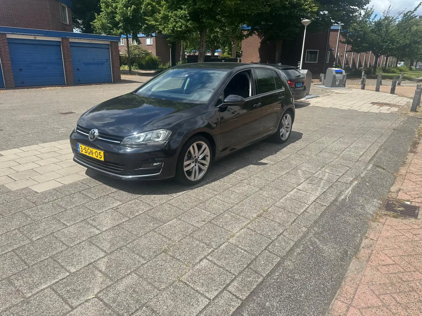 Volkswagen Golf 1.4 TSI ACT Automaat Highline 5drs Black Magic Negro - 1