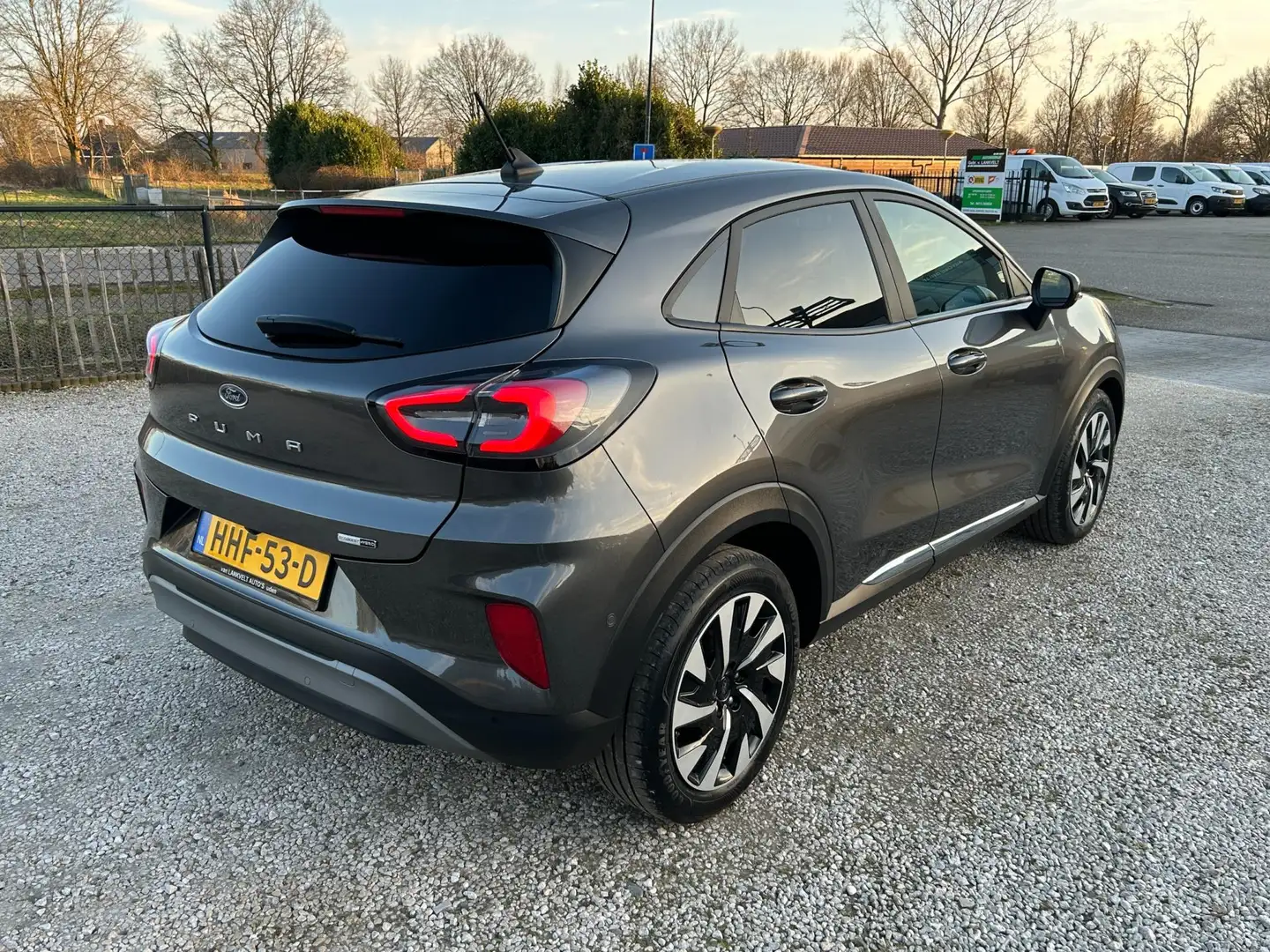 Ford Puma 1.0 EcoBoost Hybrid Titanium Gris - 2