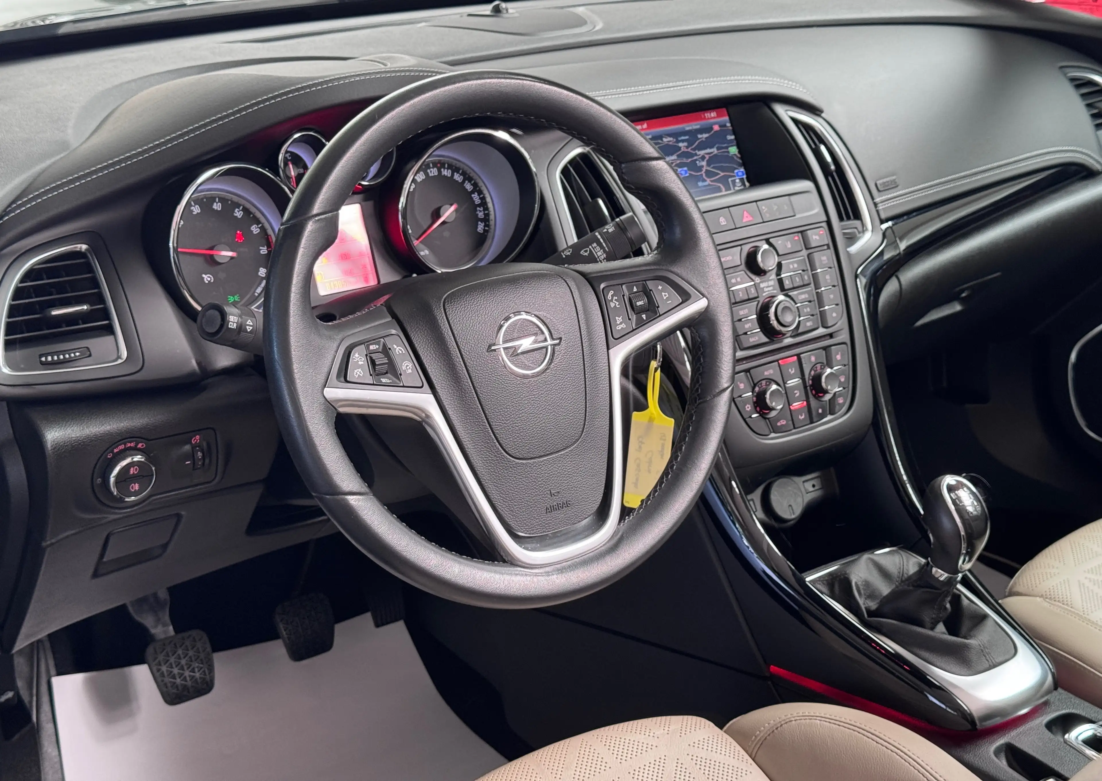 Opel Cascada Ultimate*Bi-Xenon*Leder Beige*Kamera*Garantie*20Z — photo 12