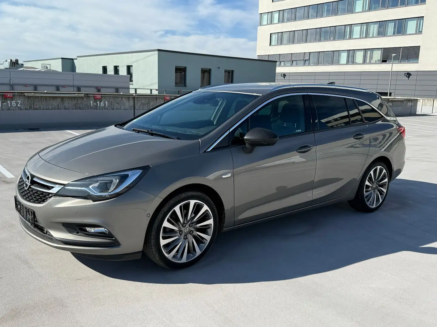 Opel Astra K Sports Tourer Dynamic*Rück.f.Kam.*1-Hand Grau - 1