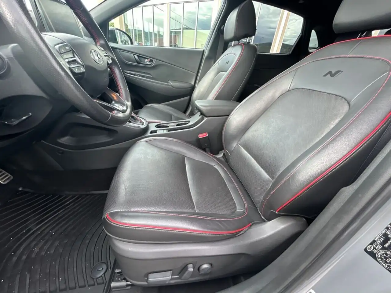 Hyundai KONA снимка Hyundai KONA