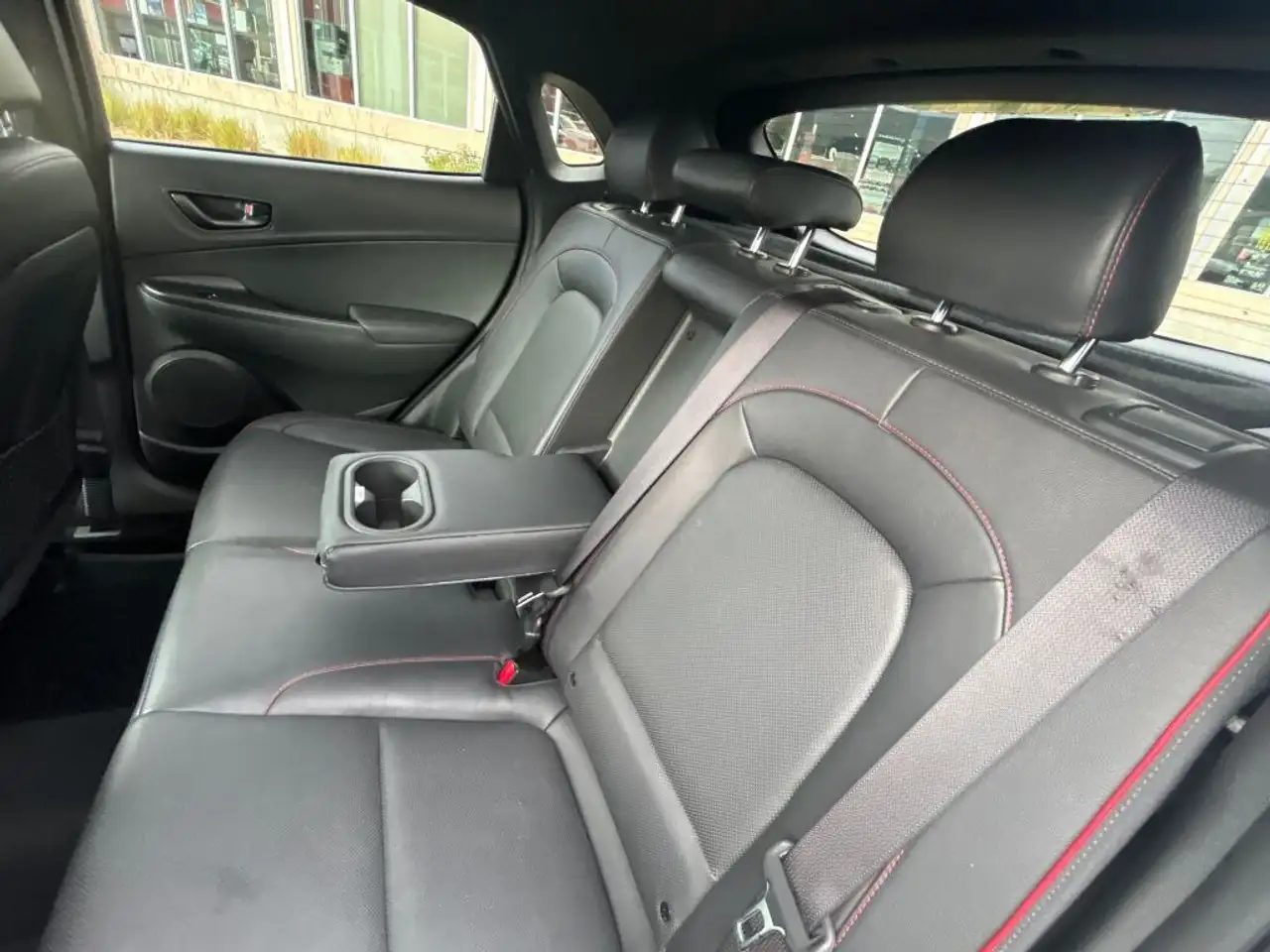 Hyundai KONA снимка Hyundai KONA