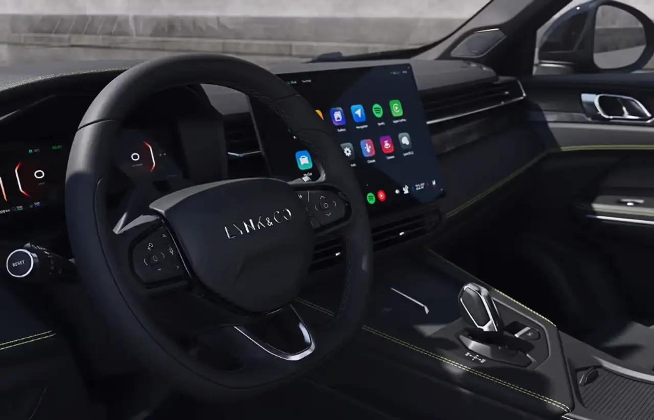 Lynk & Co 01