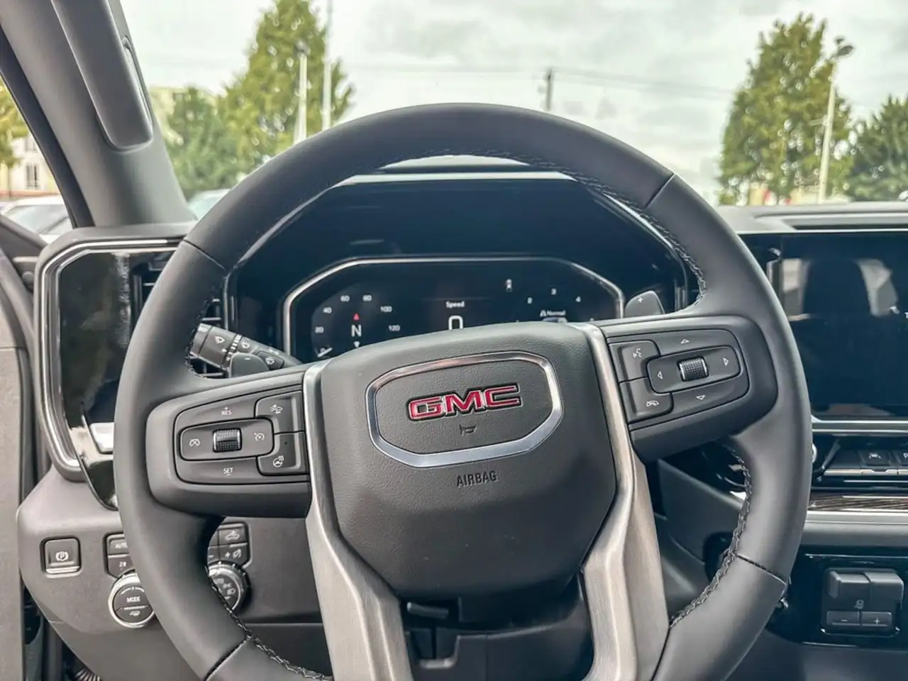 GMC Sierra 1500 снимка GMC Sierra 1500