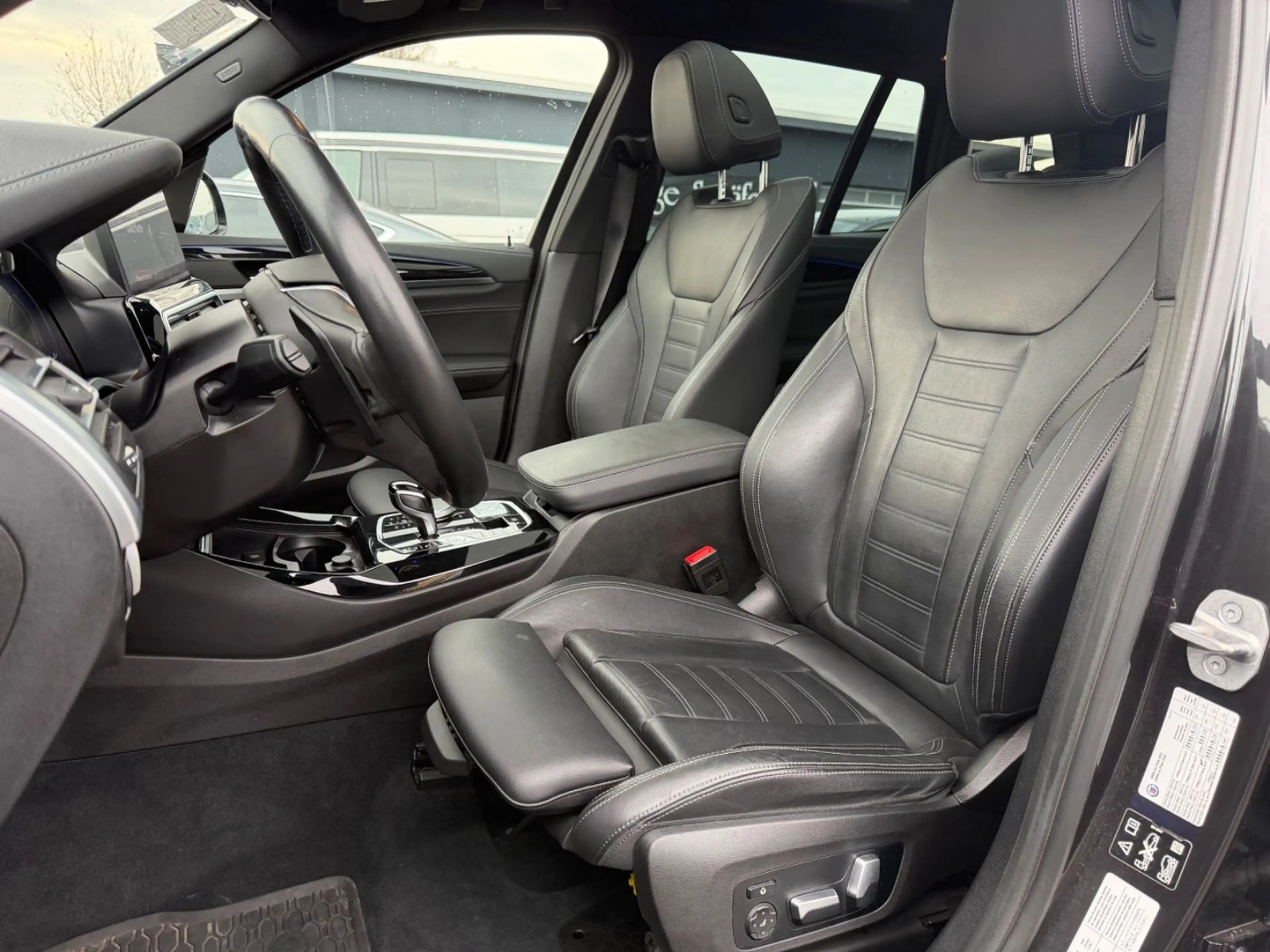 Alpina XD3 3.0 LASER Standheizung Pano 22` — photo 10
