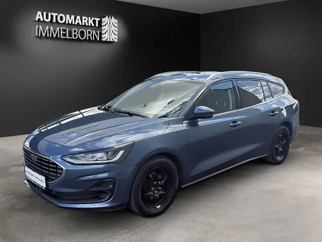 Ford Focus view 4