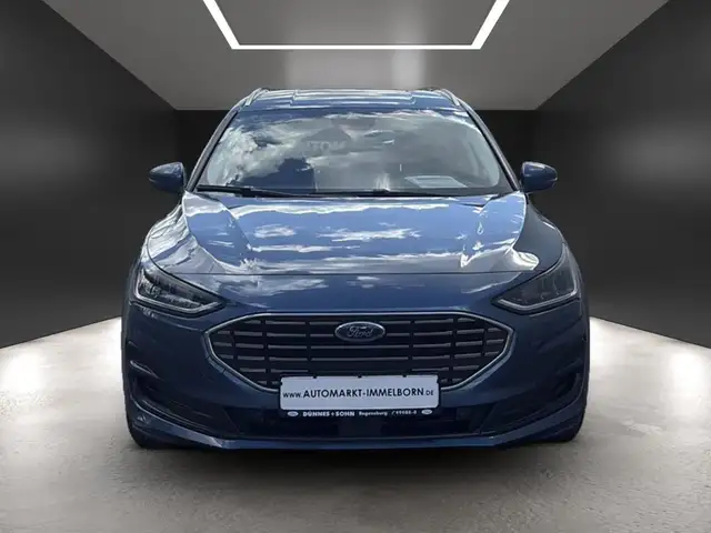 Ford Focus view 9