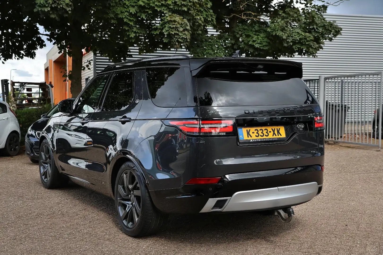 Land Rover Discovery 2.0 Sd4 HSE Panoramadak Luchtvering Leder Meridan Gris - 2