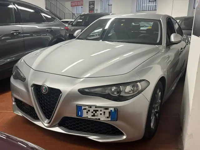 Alfa Romeo Giulia 2.2 t Super 150cv auto