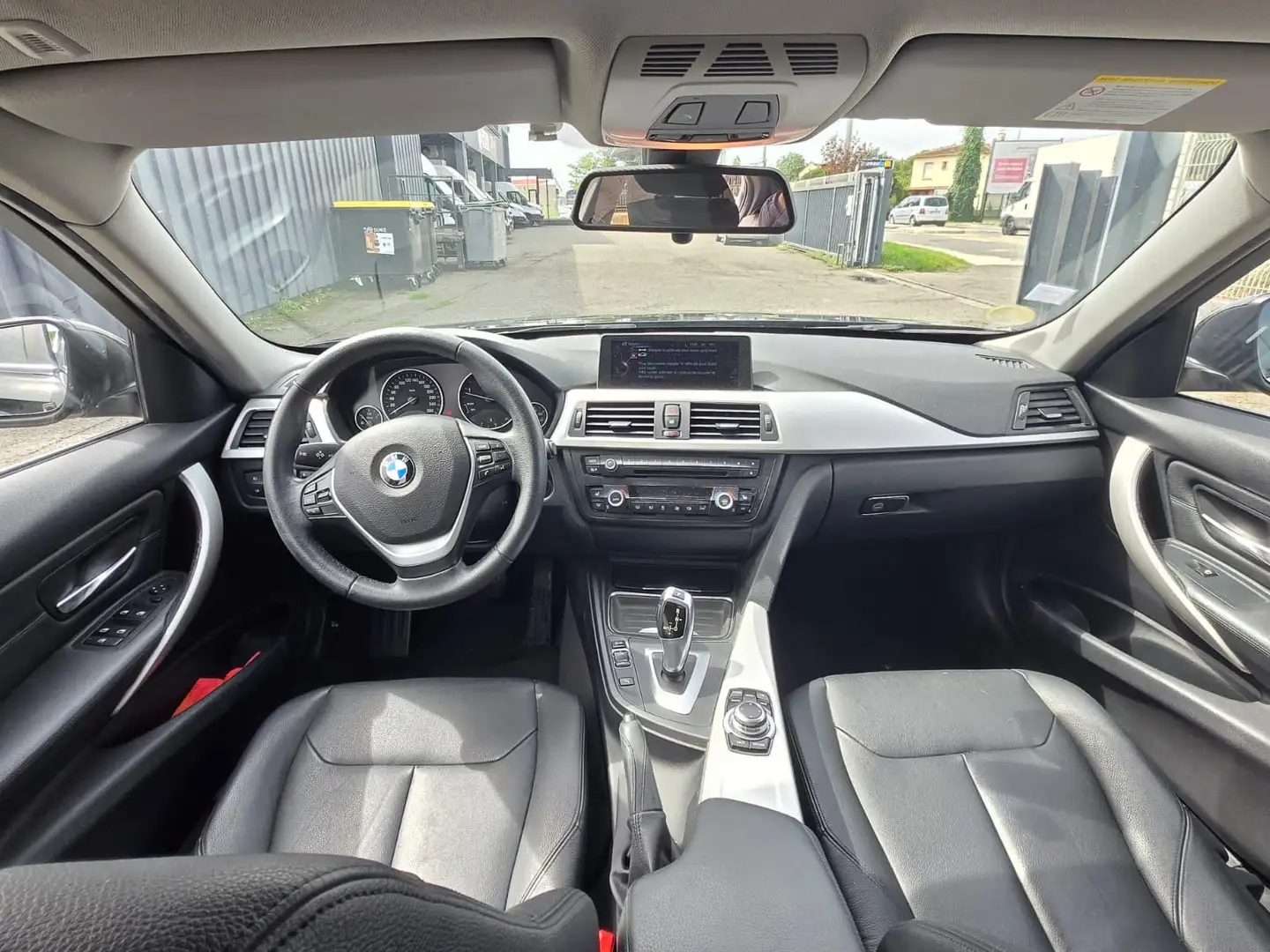 BMW 318 Gran Turismo 318d 143 ch Business A - 2