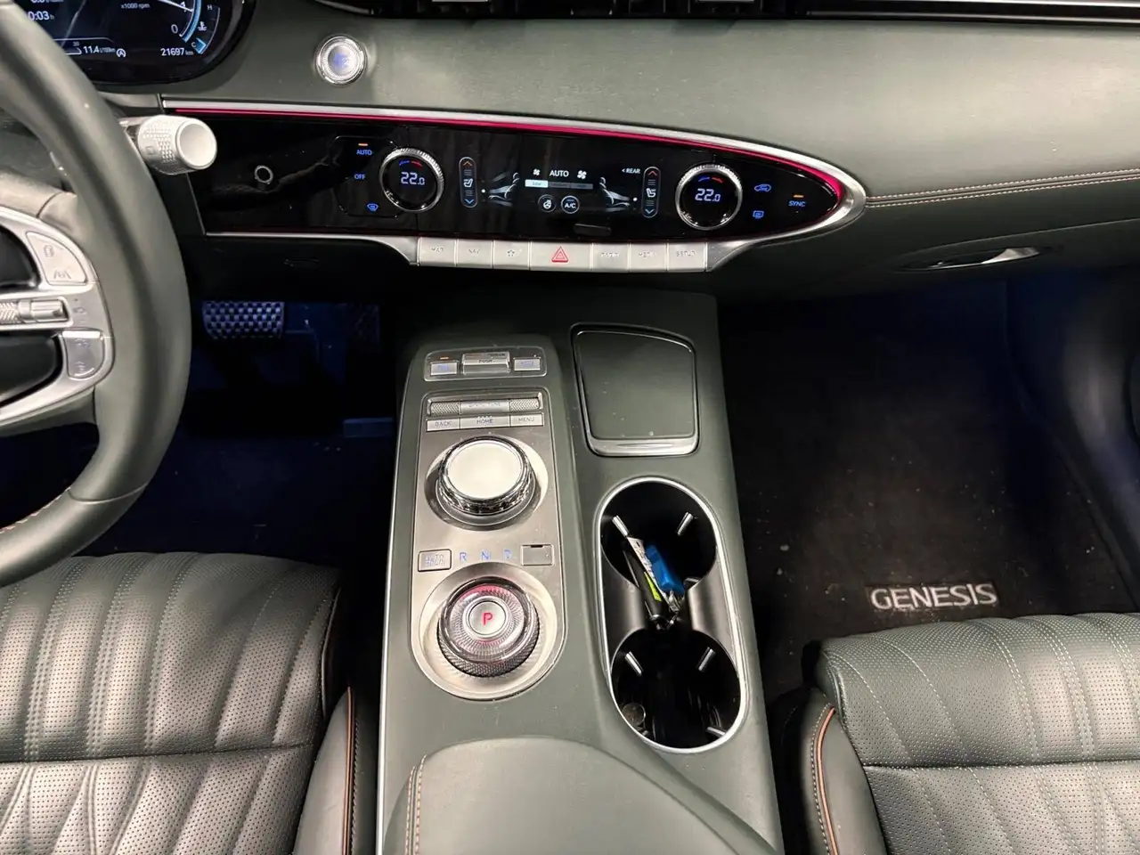 Genesis GV70 снимка Genesis GV70