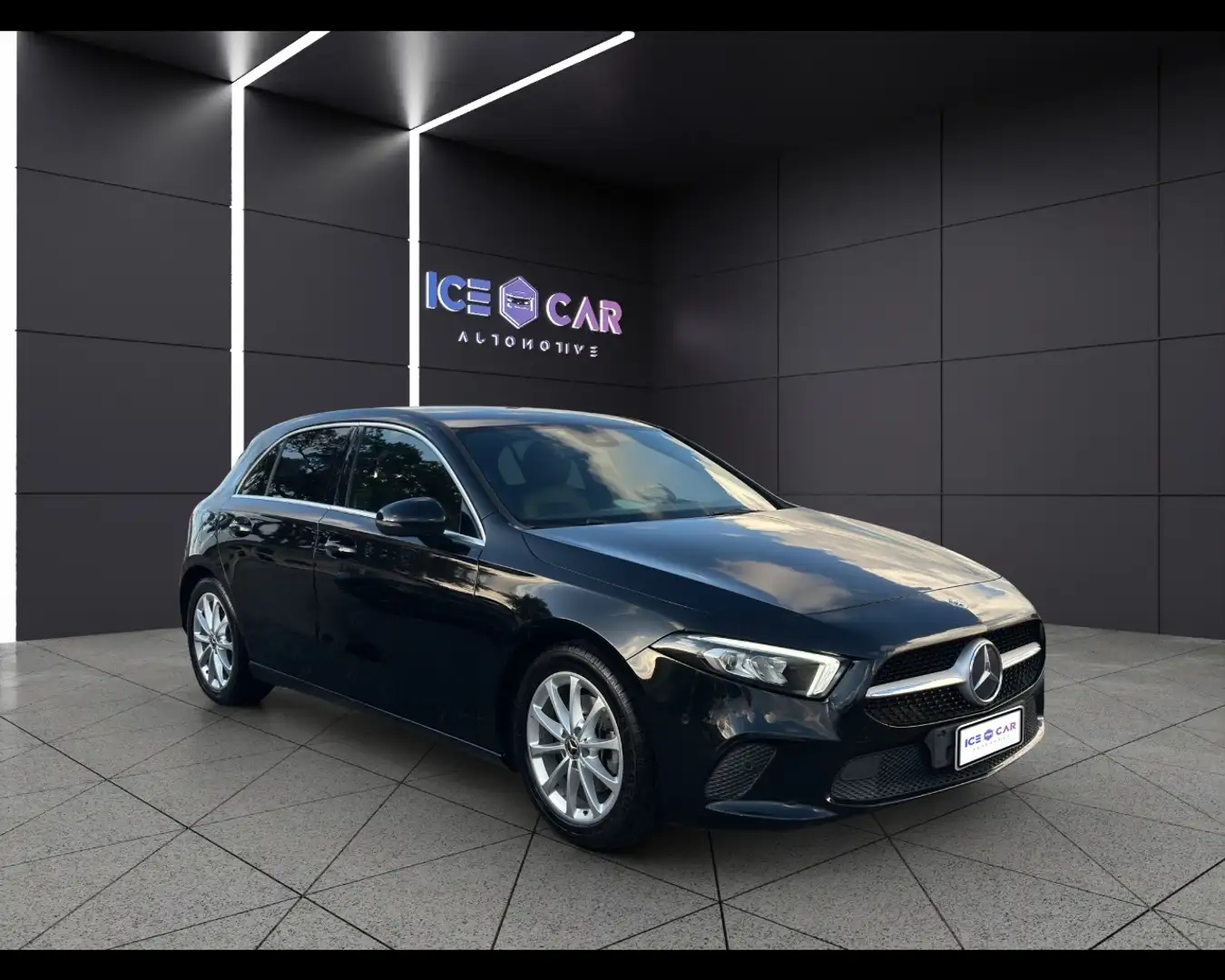 Mercedes-Benz A 200 - A 200 Automatic Sport Noir - 2