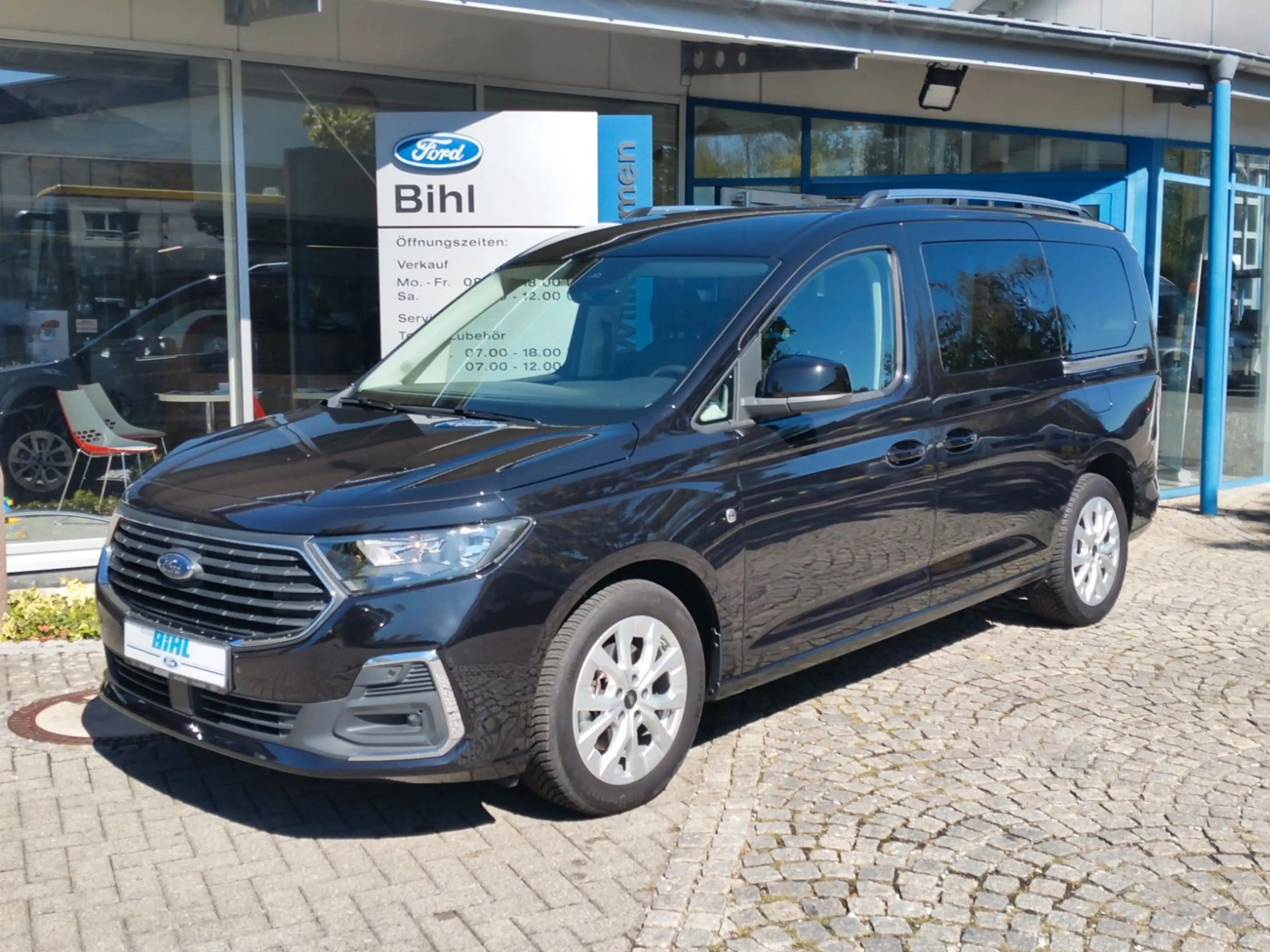 Ford Grand Tourneo Connect Titanium Navi Kamera 7-Sit — photo 2