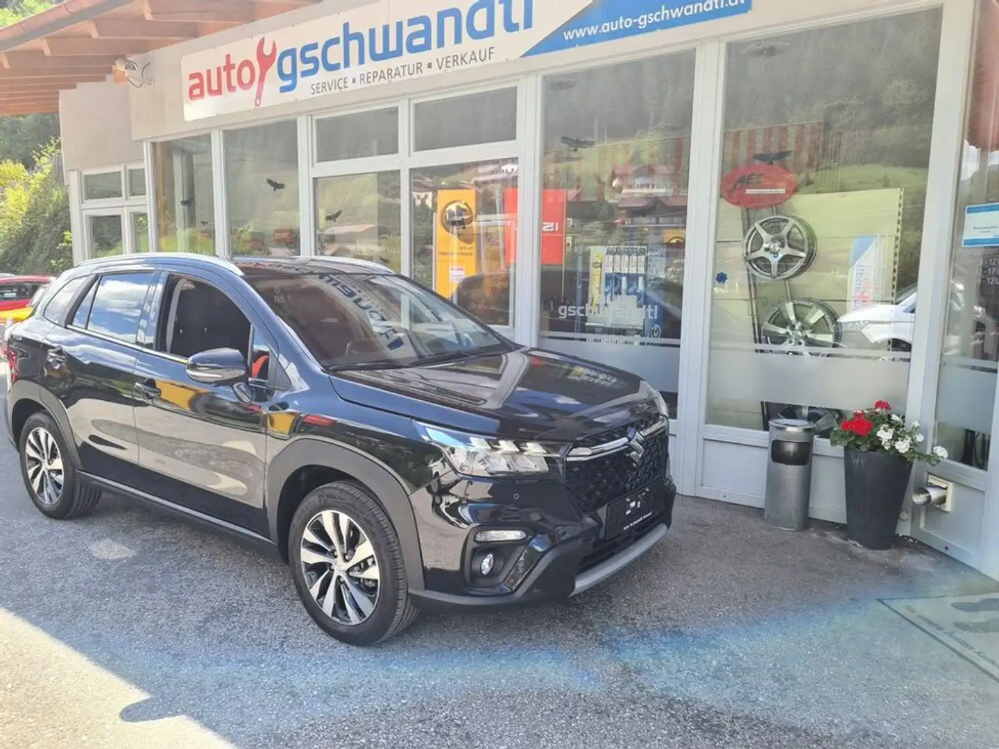 Suzuki S-Cross 1,4 GL+ DITC Hybrid ALLGRIP flash Schwarz - 1