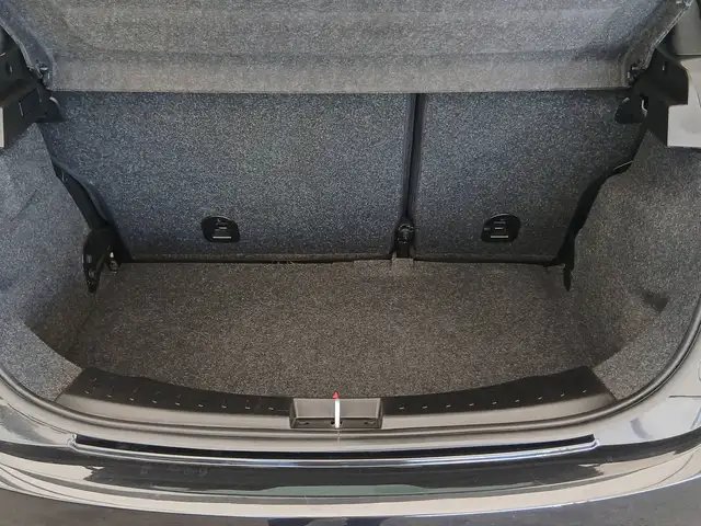 Lancia Ypsilon view 15