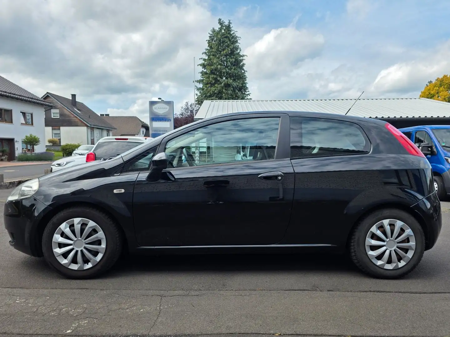 Fiat Punto 1.4 8V Active 1.Hand 2/3 Türer TÜV Neu Schwarz - 2