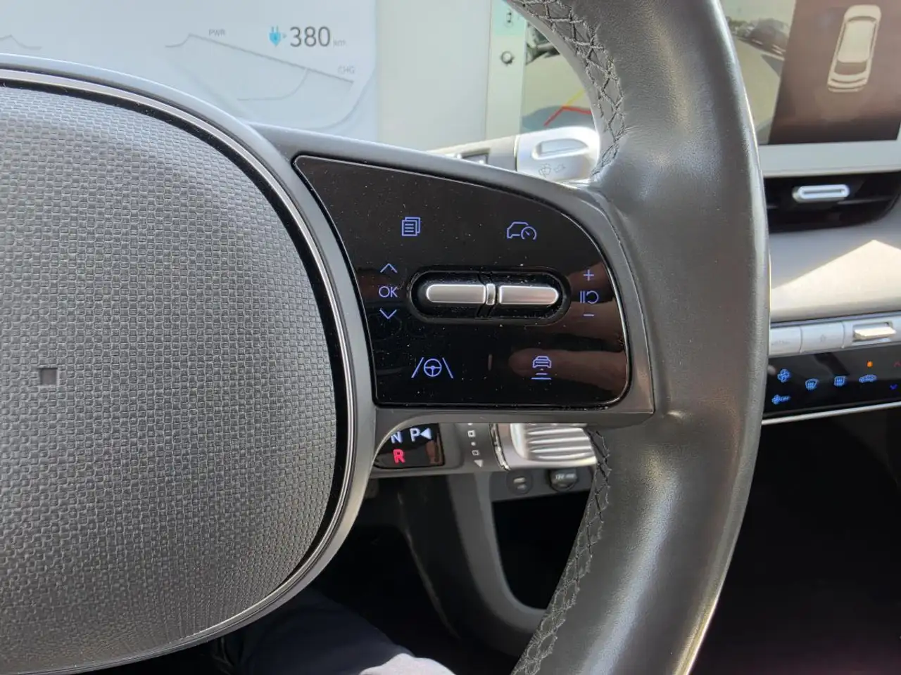 Hyundai IONIQ 5 снимка Hyundai IONIQ 5