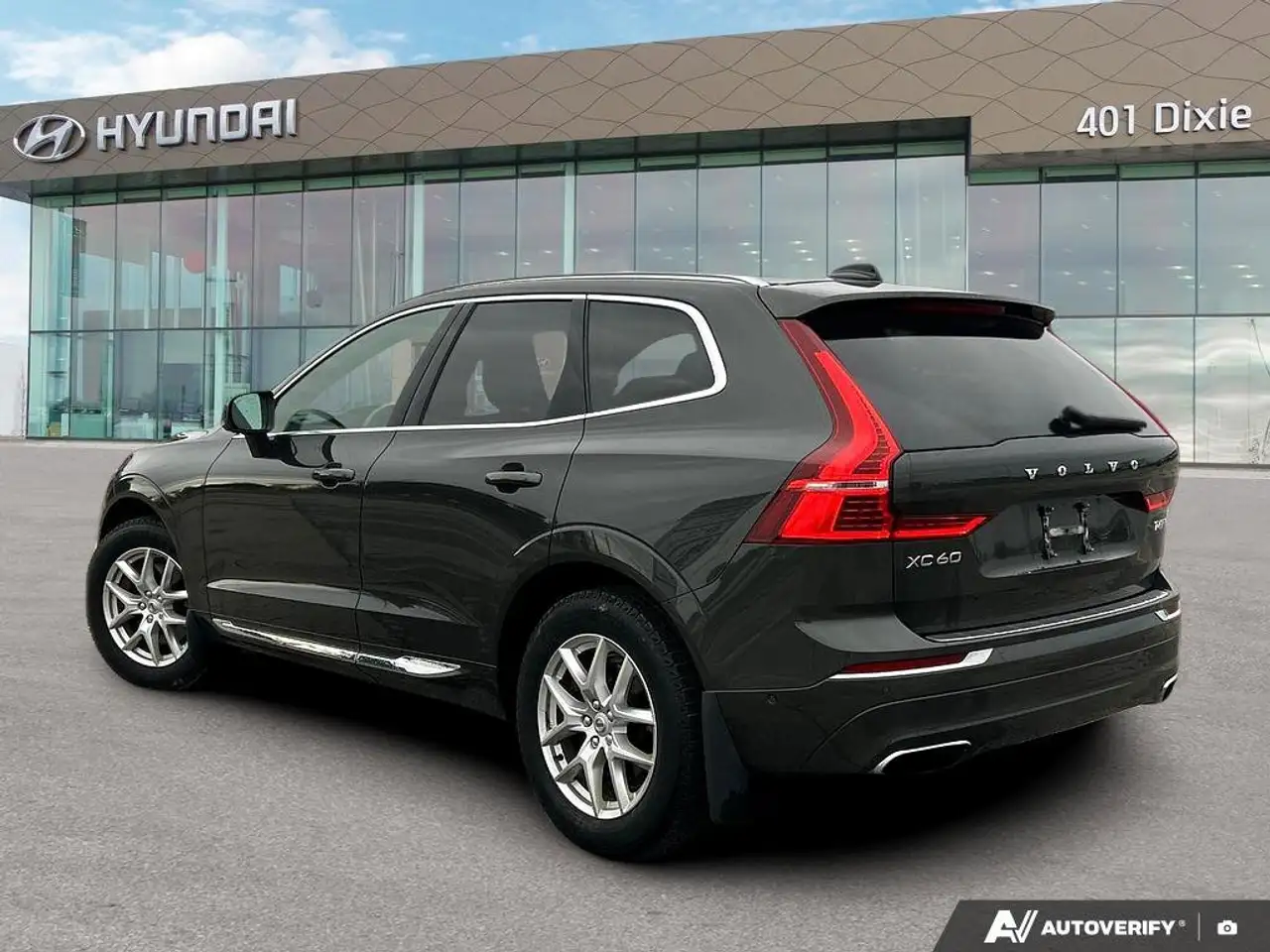 Volvo XC60 снимка Volvo XC60