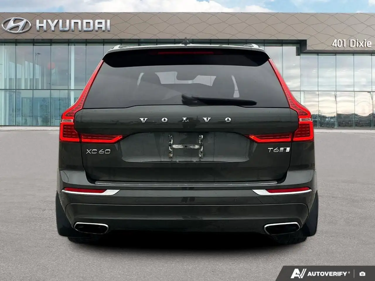 Volvo XC60 снимка Volvo XC60