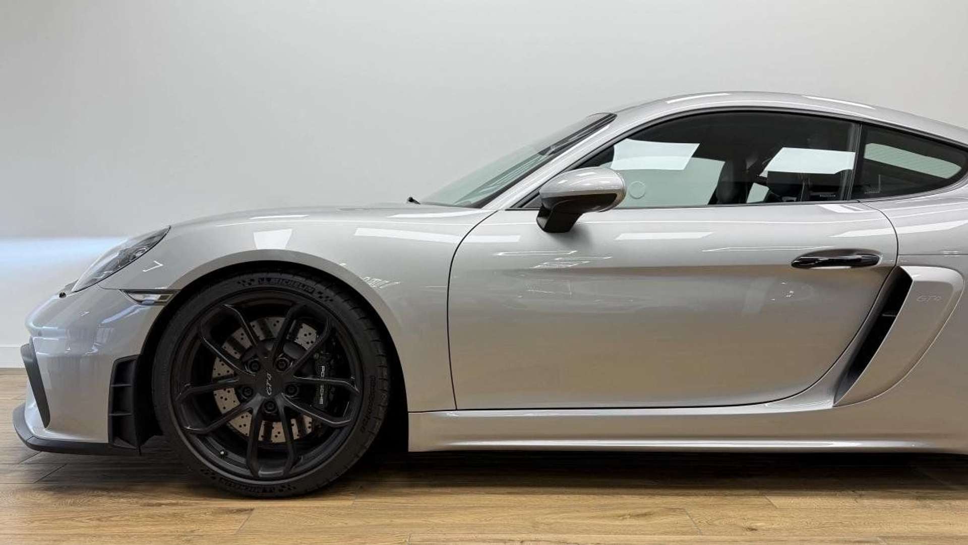 Porsche 718 Cayman GT4 - - Joinsteer - #3