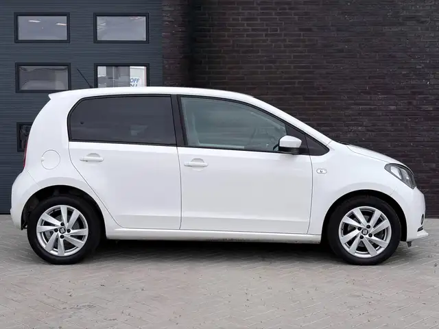 Seat Mii view 3
