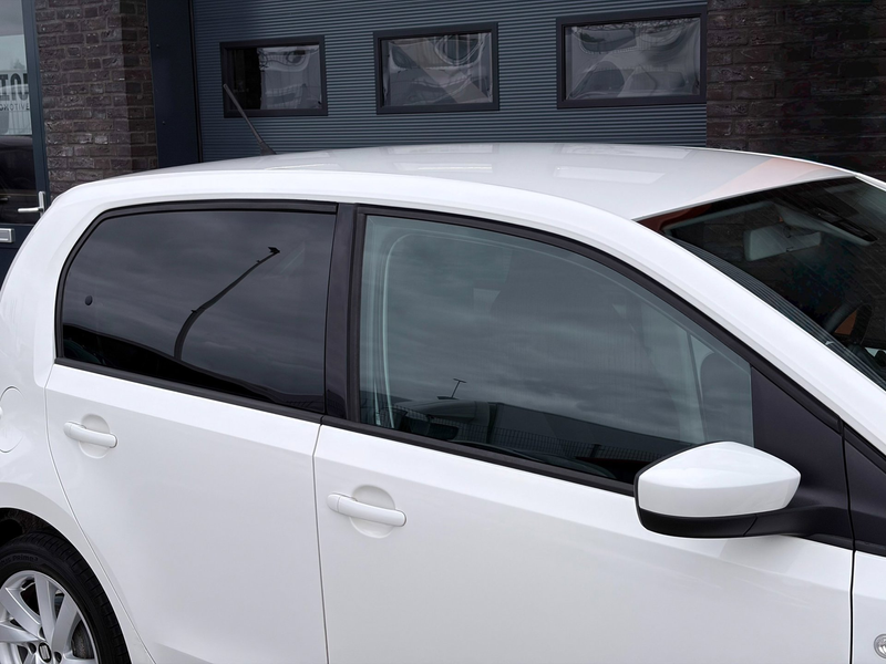 SEAT Mii 1.0 Sport Dynamic |Cruise|Airco|BT|Stoelverwarming — photo 11