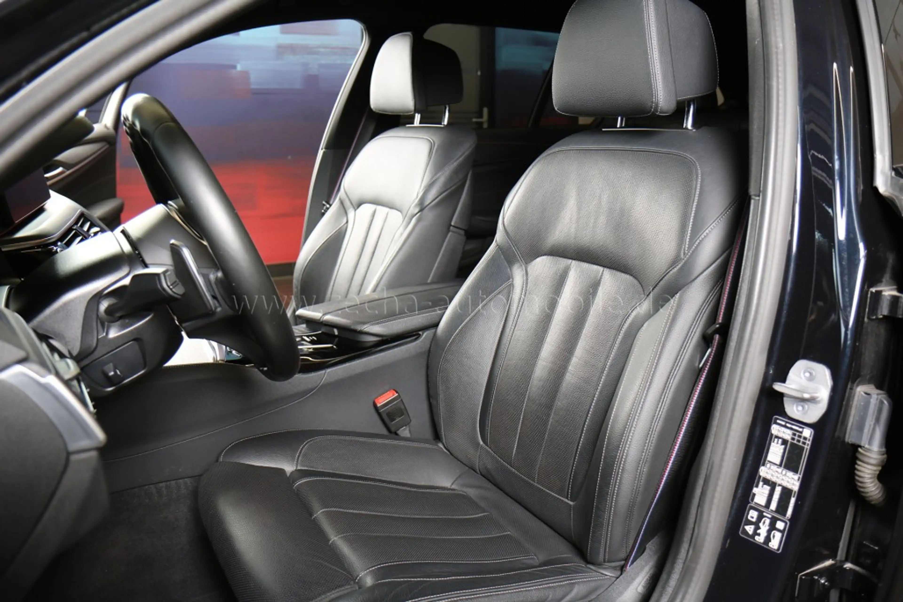 BMW 530 d xDr.Tour.M-SportPRO.Sitzbel.DrivProf.Laser — photo 18