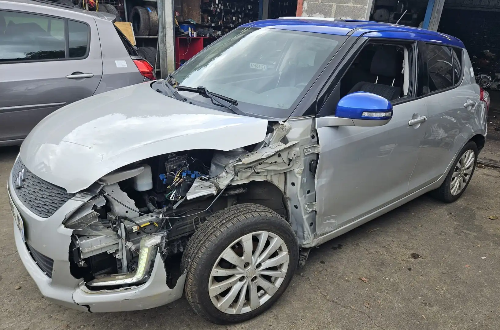 Suzuki Swift Swift 1.2 VVT Privilège A Gris - 2