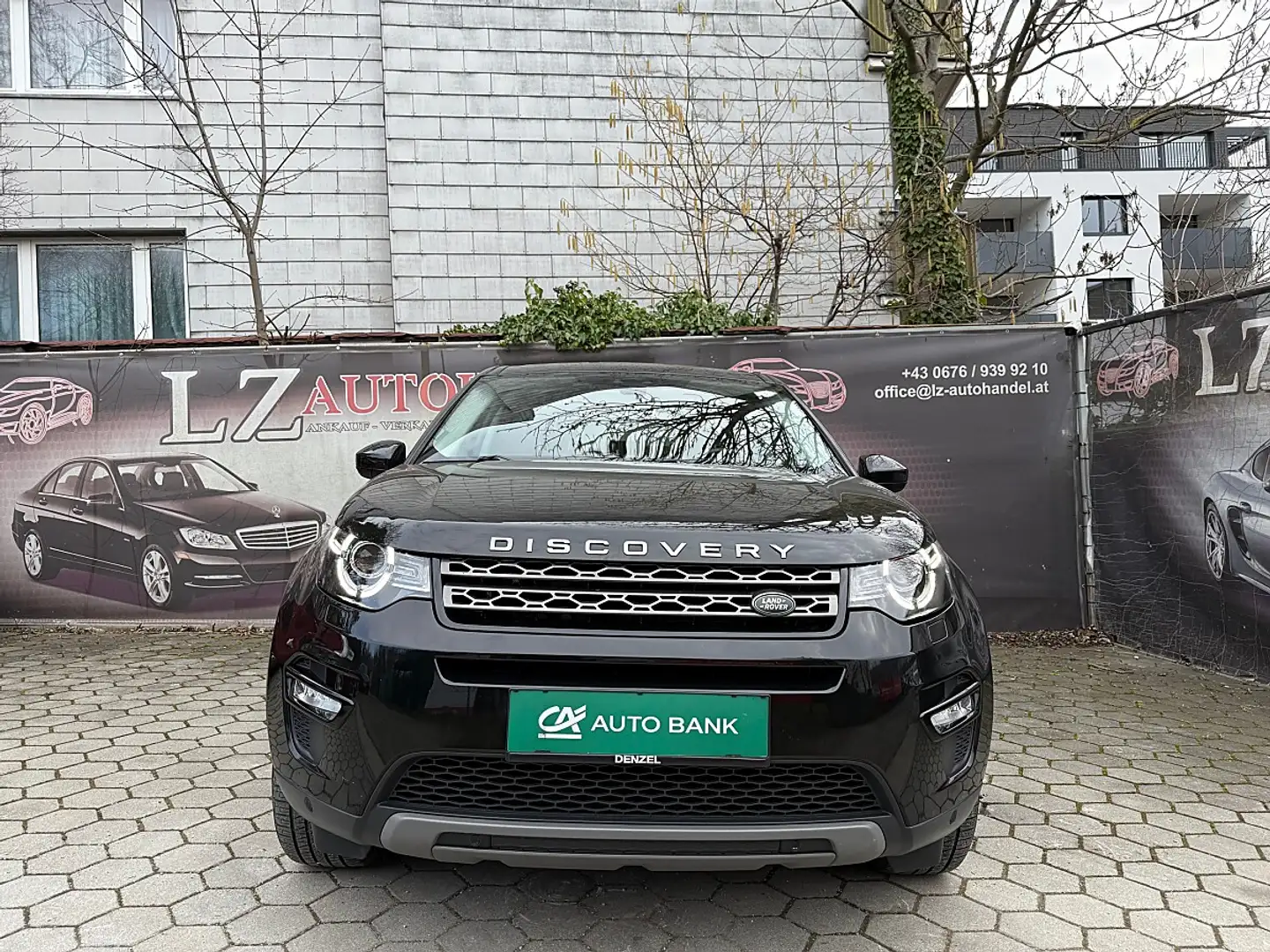Land Rover Discovery Sport 2,0 TD4 4WD SE Aut. Schwarz - 2
