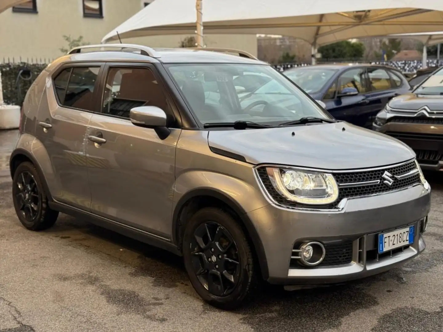 Suzuki Ignis 1.2 Hybrid Top 2WD Grijs - 1