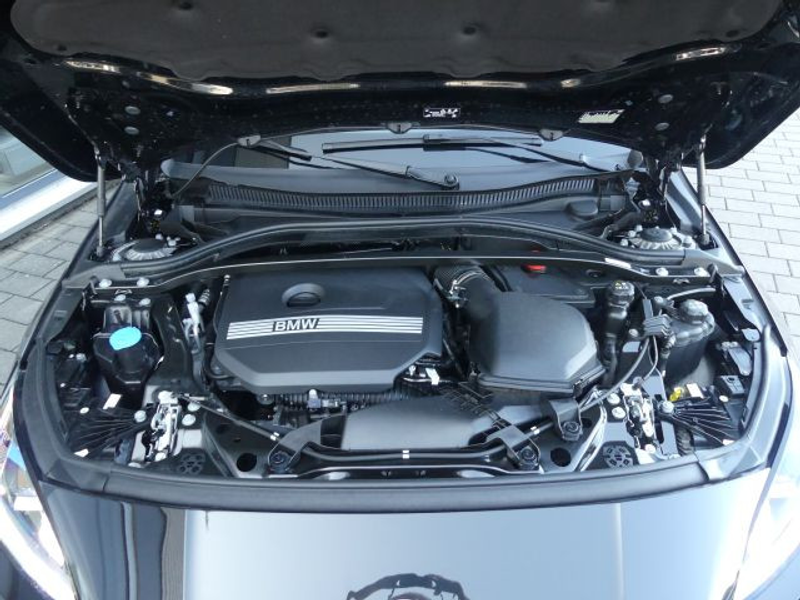 BMW 120 i M Sportpaket Aut°AHK°Ad.LED+Fwk.18-Harman — photo 6
