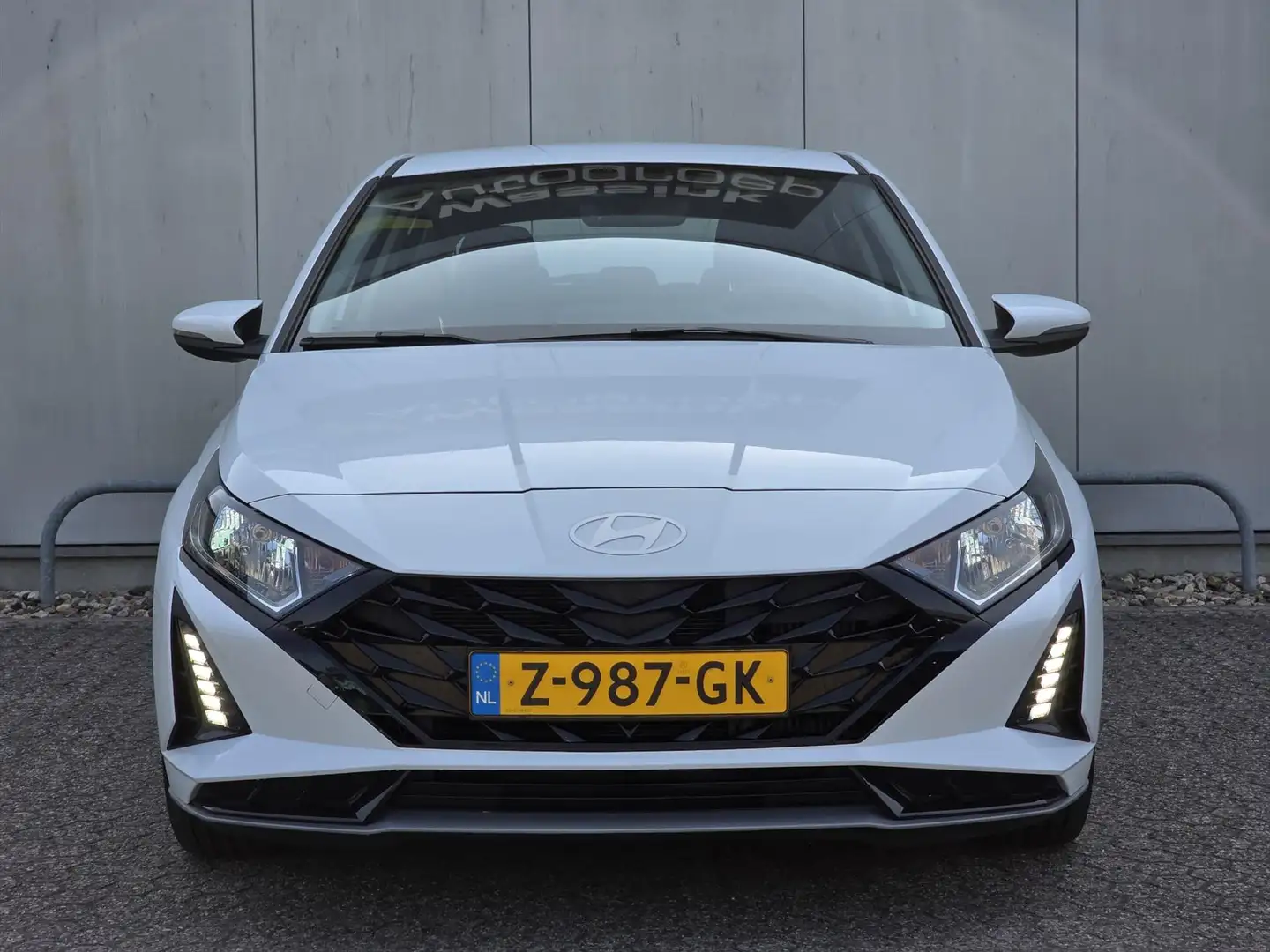 Hyundai i20 MHEV Comfort Smart Automaat I Navigatie | Parkeerc Bianco - 2