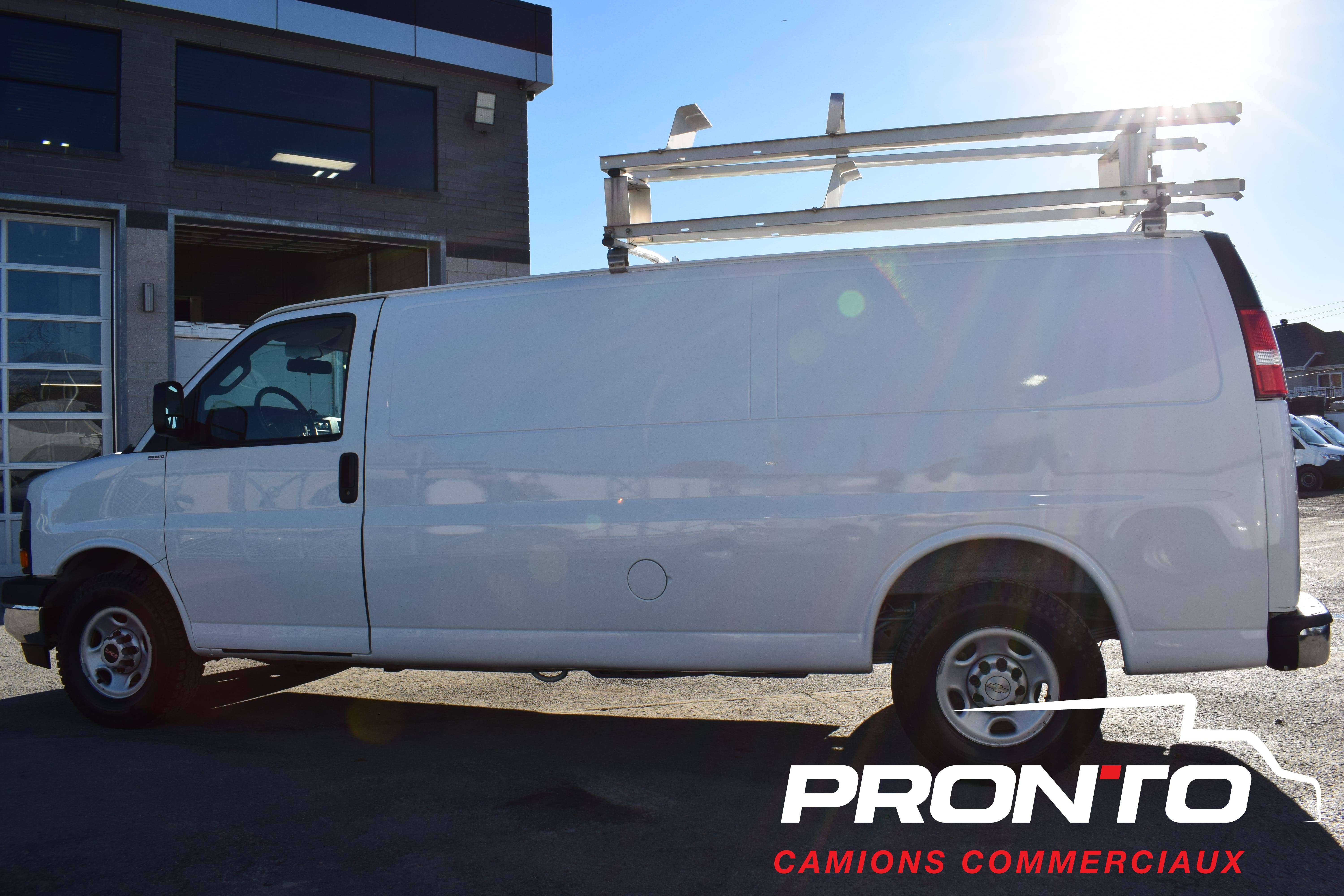 2019 GMC Savana 2500 Cargo Van