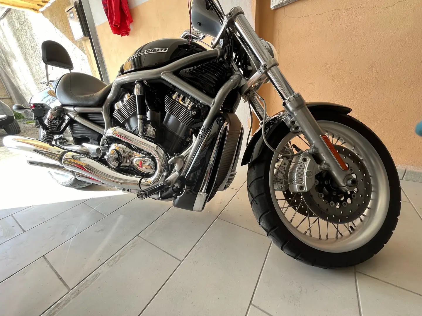 Harley-Davidson VRSC V-Rod castom Fekete - 1