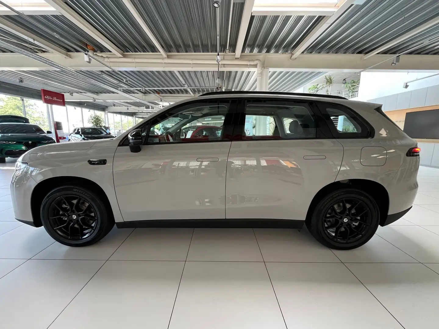 Leapmotor C10 160 kW BEV Style - sofort Verfügbar! Grau - 2