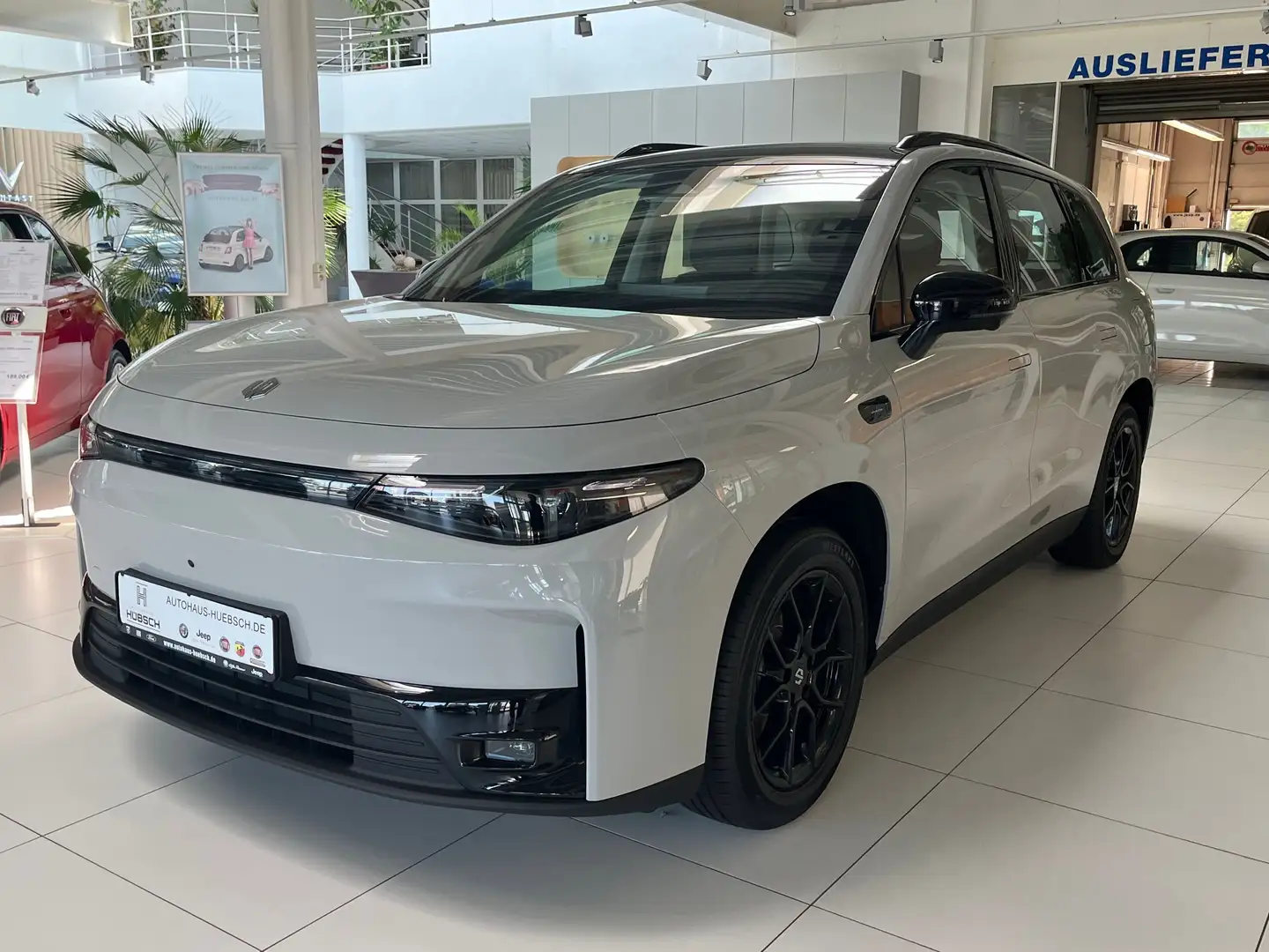 Leapmotor C10 160 kW BEV Style - sofort Verfügbar! Grau - 1