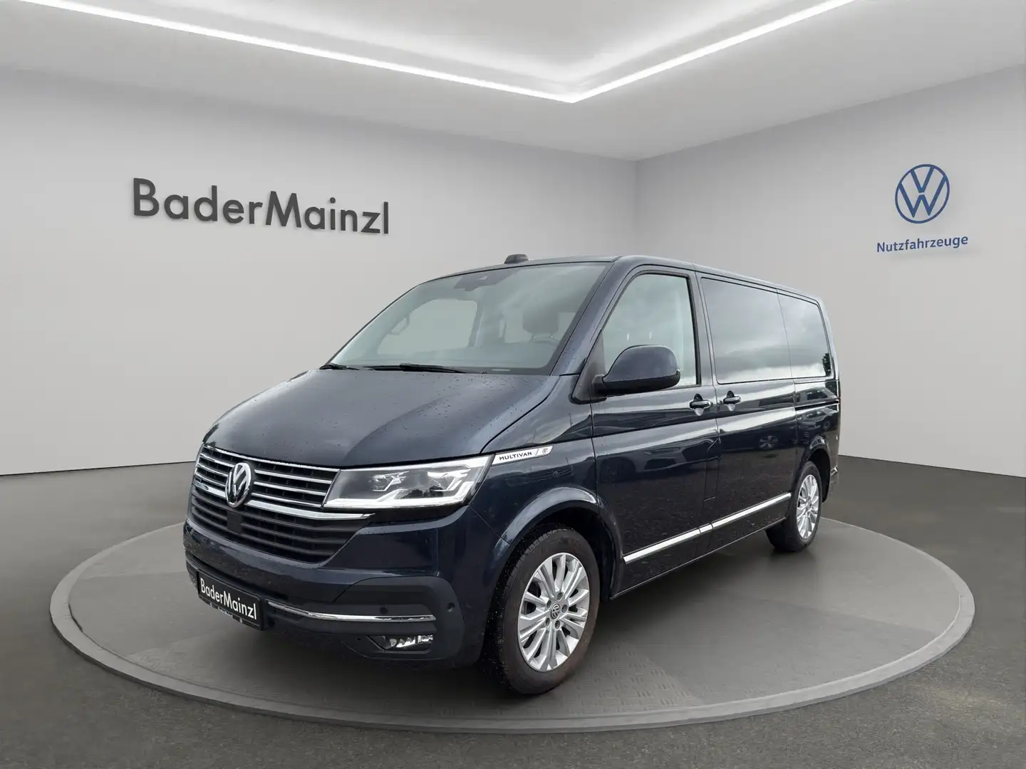 Volkswagen T6 Multivan 6.1 2.0 TDI 4MOTION Blau - 1