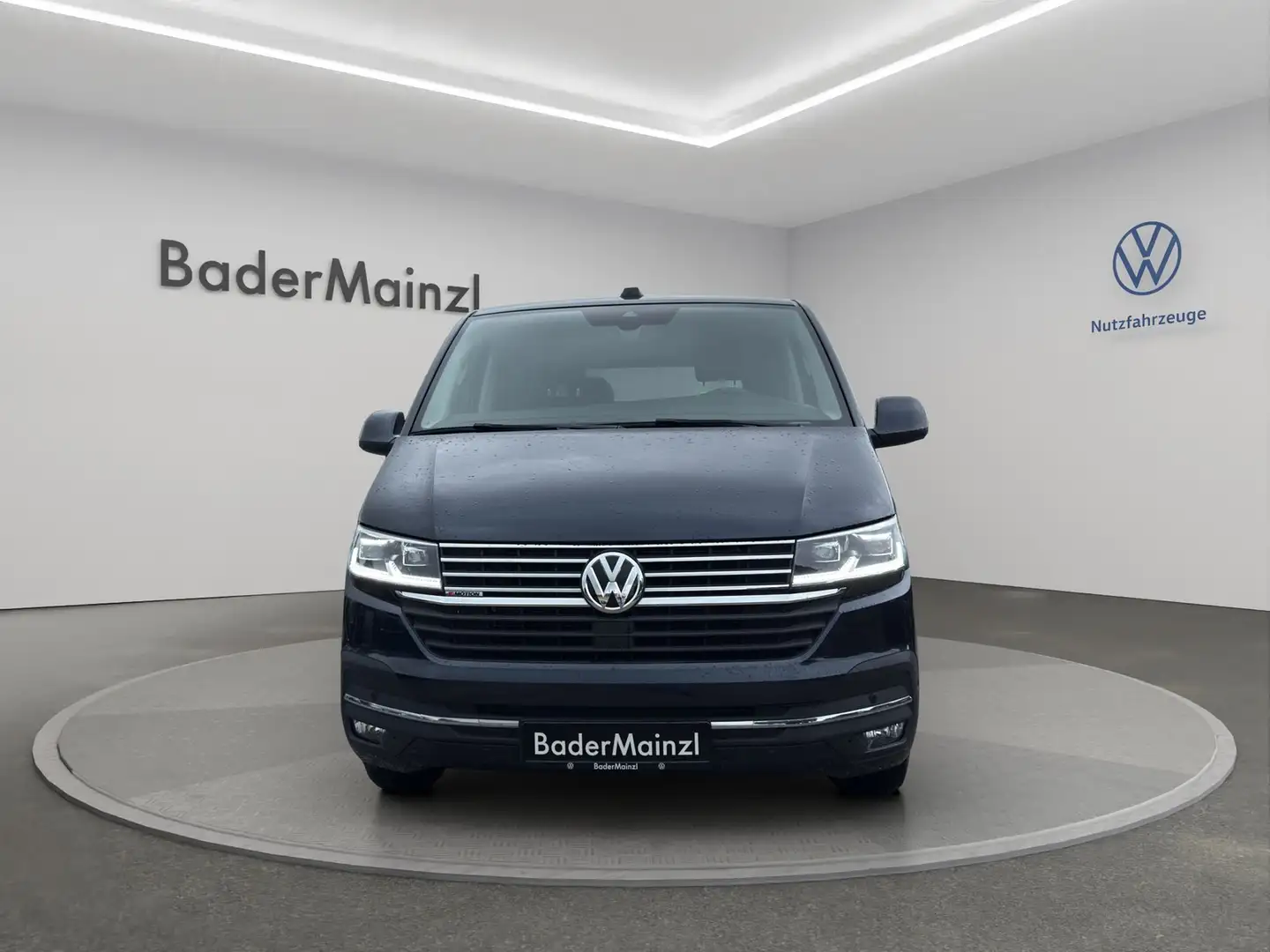 Volkswagen T6 Multivan 6.1 2.0 TDI 4MOTION Blau - 2