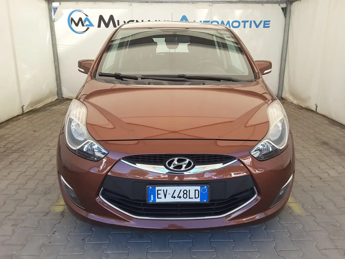 Hyundai iX20 1.6 CRDI 115cv Style Brun - 1